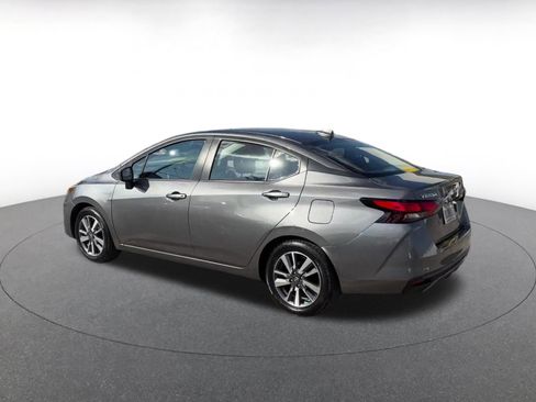Used 2025 Nissan Versa SV FWD image 10