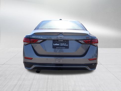 Used 2024 Nissan Sentra SR FWD image 6