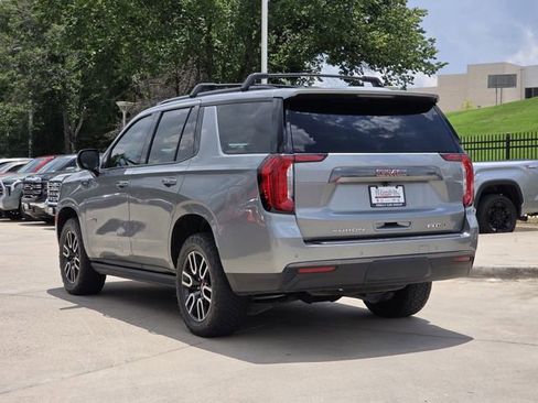 Used 2023 GMC Yukon AT4 AWD/4WD image 3