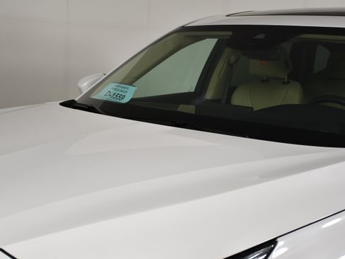 Certified 2024 Acura MDX SH-AWD w/ Technology Package image 12