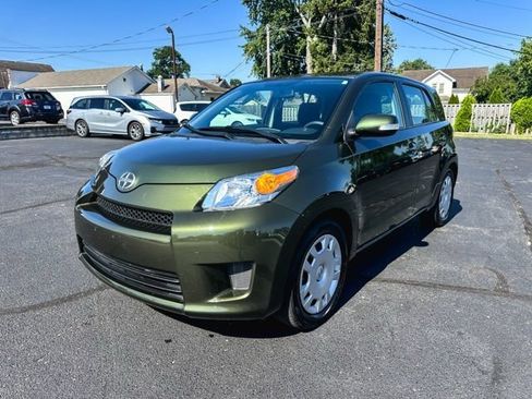 Used 2011 Scion xD FWD image 3