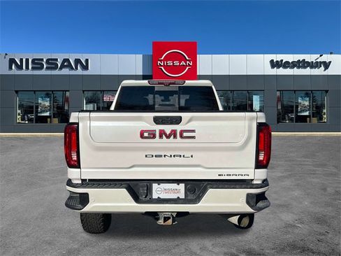 Used 2022 GMC Sierra 3500 Denali w/ Denali Ultimate Package image 6