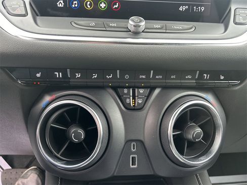 Used 2023 Chevrolet Blazer LT w/ Convenience Package image 24