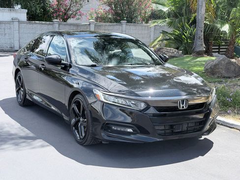 Used 2019 Honda Accord Sport image 4