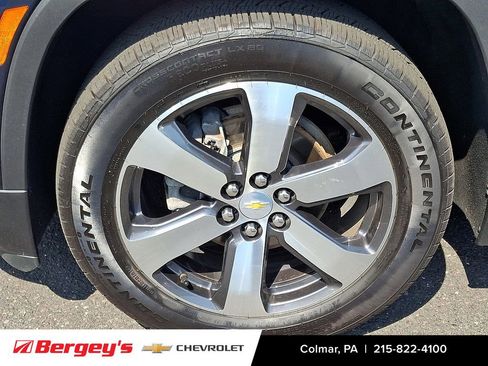 Certified 2023 Chevrolet Traverse LT w/ LT Premium Package AWD/4WD image 10