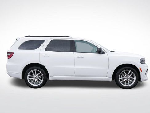 Used 2024 Dodge Durango GT AWD/4WD image 2