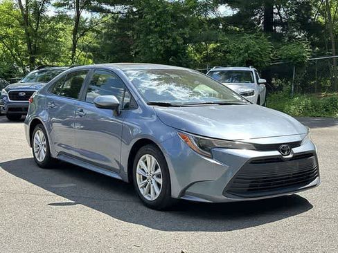 Used 2023 Toyota Corolla LE w/ LE Premium Package FWD image 21