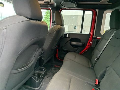 Used 2019 Jeep Wrangler Unlimited Sport S image 25
