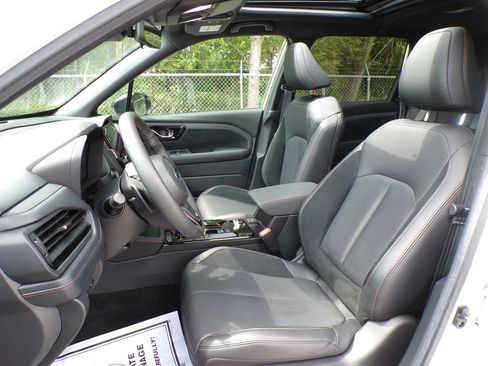 Used 2026 Subaru Forester Touring AWD/4WD image 13