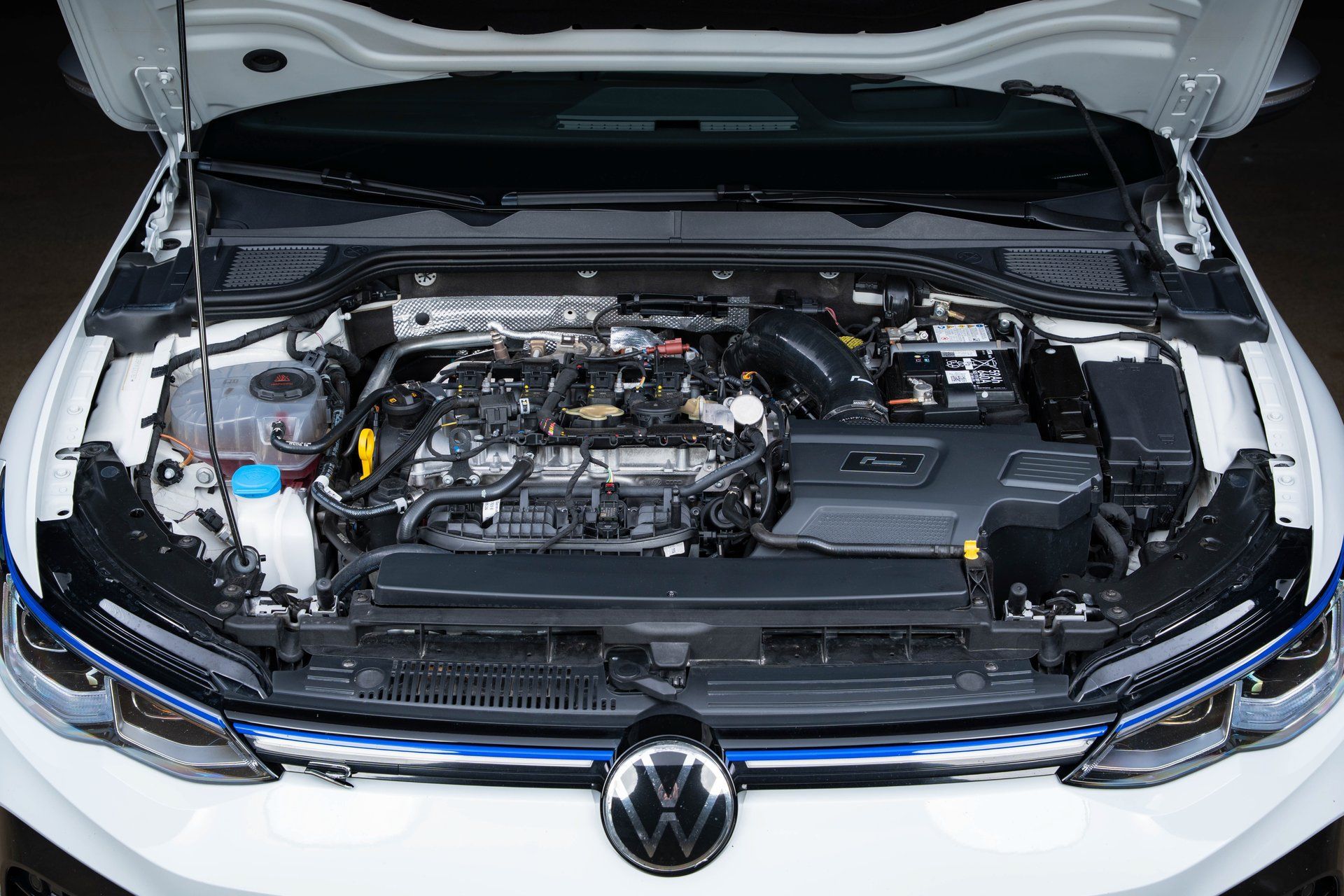 Used 2024 Volkswagen Golf R 4-Door AWD/4WD image 36