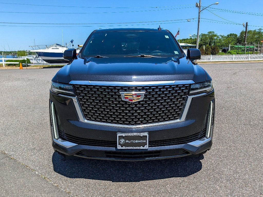 Used 2023 Cadillac Escalade Premium Luxury AWD/4WD image 2