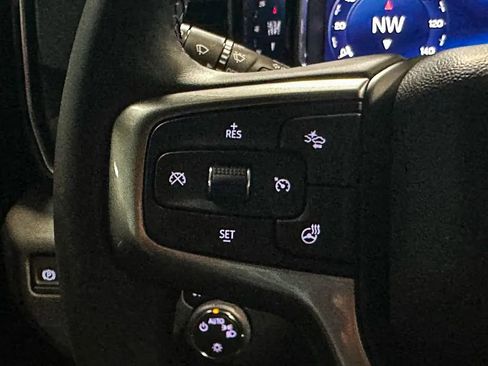 Used 2024 Chevrolet Silverado 1500 LT RWD image 27