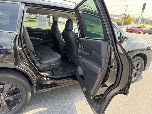 Certified 2026 Subaru Ascent Premium AWD/4WD image 19
