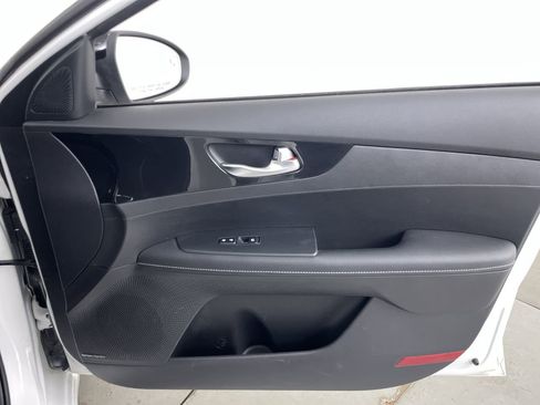 Used 2021 Kia Forte GT-Line w/ GT-Line Premium Package image 24