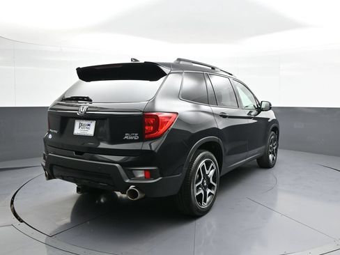 Certified 2023 Honda Passport Elite image 6