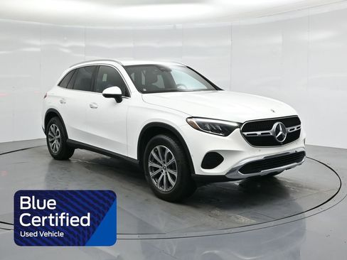 Used 2024 Mercedes-Benz GLC 300 image 1