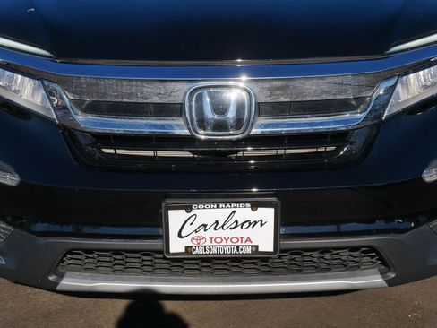 Used 2021 Honda Pilot Touring image 9