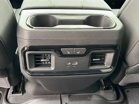 New 2026 GMC Sierra 1500 AT4 w/ AT4 Premium Package image 17