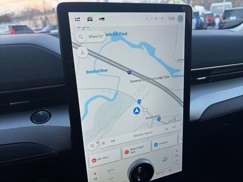 Used 2022 Ford Mustang Mach-E Select image 21