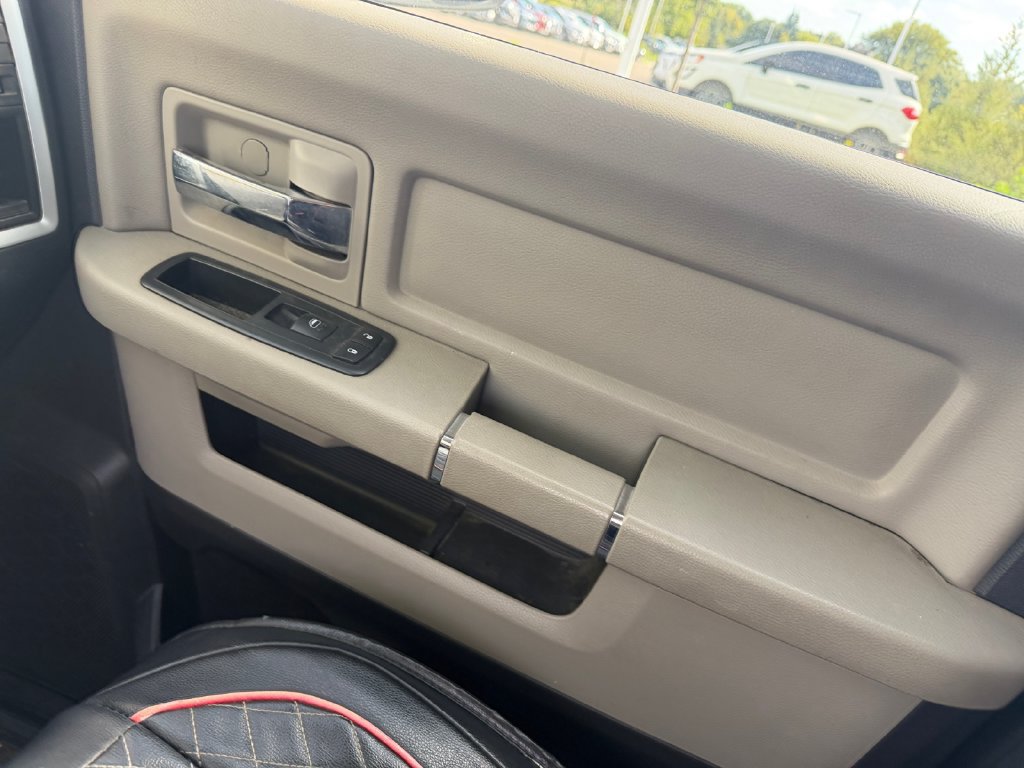 Used 2012 RAM 1500 Classic SLT AWD/4WD image 33