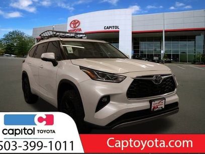 New 2026 Toyota Highlander Platinum