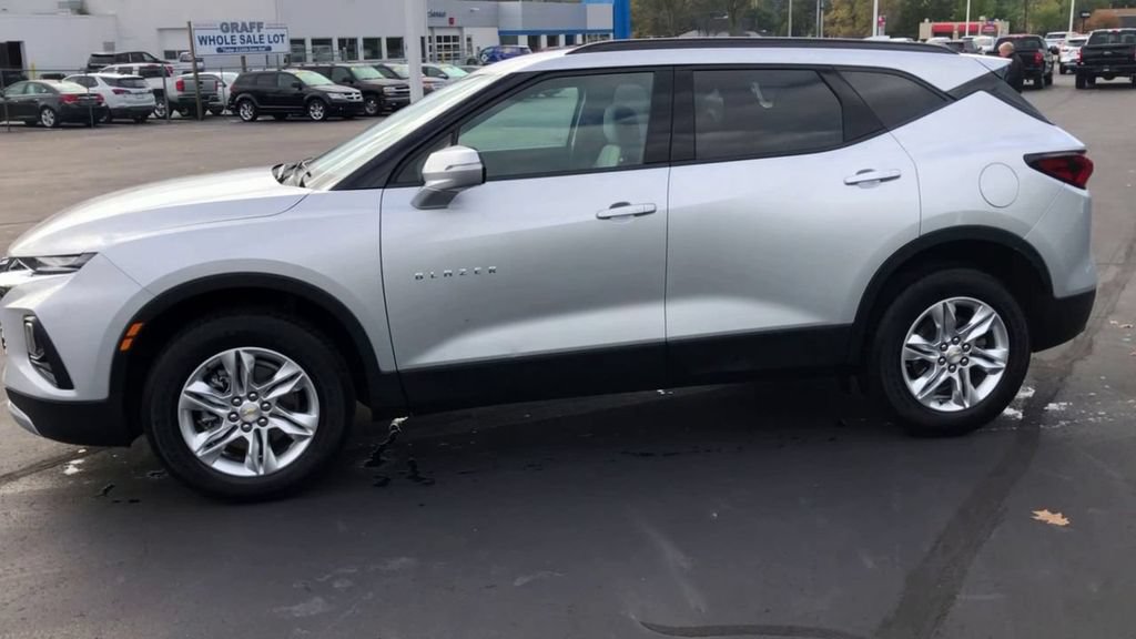 Used 2022 Chevrolet Blazer LT FWD image 9