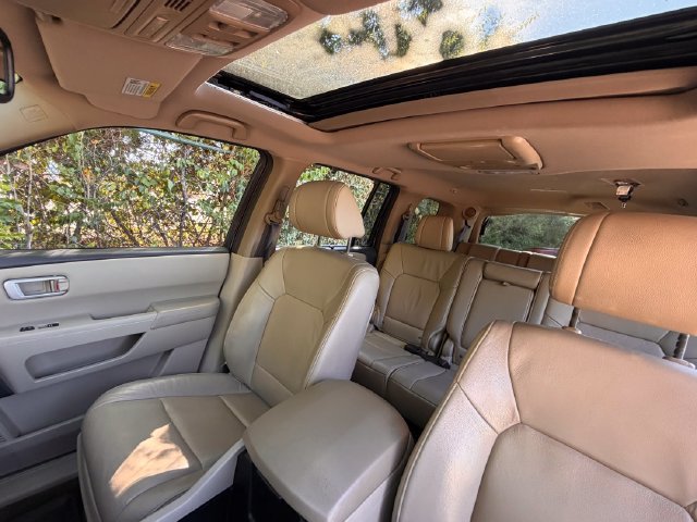 Used 2015 Honda Pilot Touring image 22