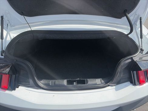 Used 2024 Ford Mustang Premium image 10