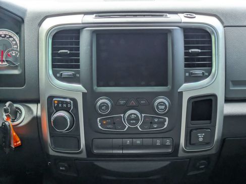 Used 2019 RAM 1500 Big Horn RWD image 5