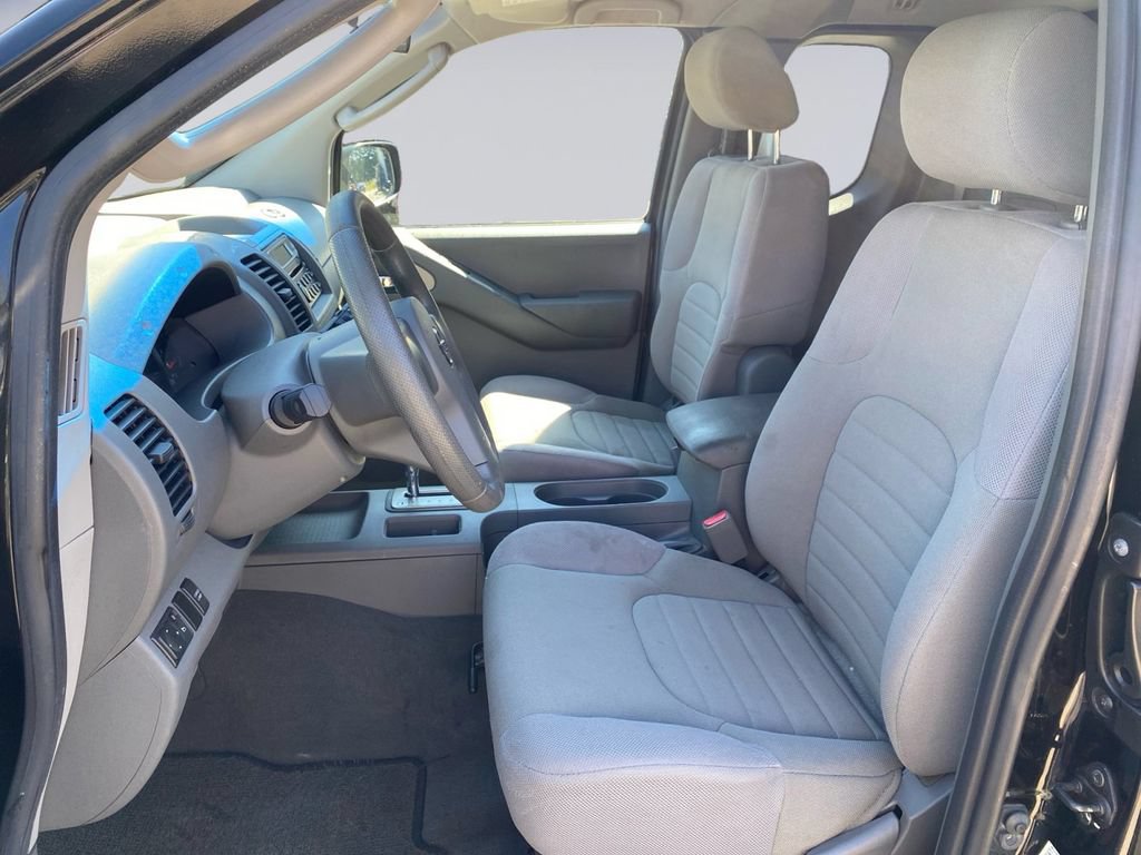 Used 2007 Nissan Frontier XE w/ Preferred Pkg RWD image 11