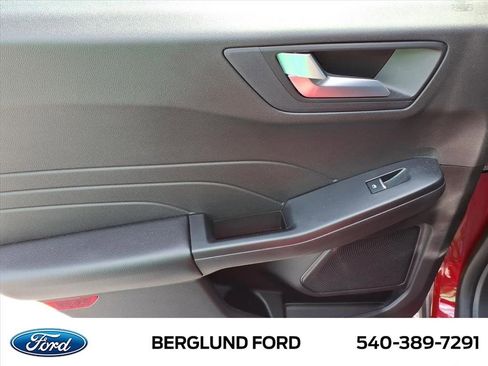 Used 2024 Ford Escape ST-Line w/ Tech Pack #1 image 34