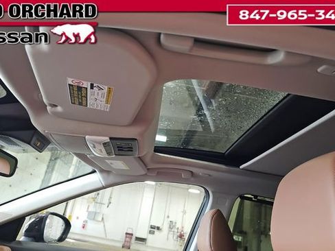 Used 2025 Nissan Rogue Platinum w/ Tech Package AWD/4WD image 11