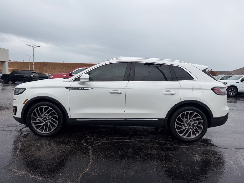 Used 2020 Lincoln Nautilus Reserve w/ Equipment Group 201A FWD image 12