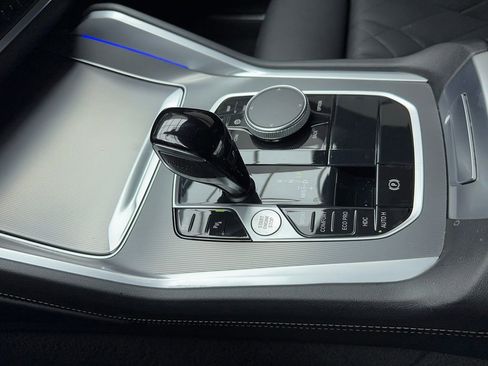 Used 2023 BMW X6 xDrive40i w/ M Sport Package image 33