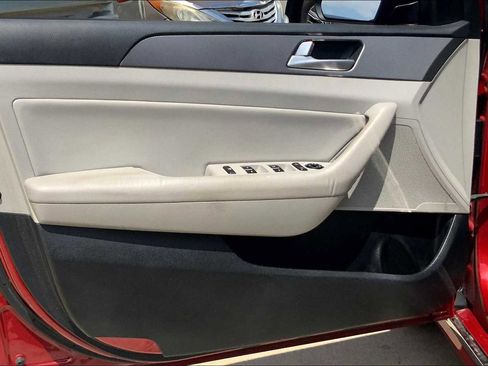 Used 2016 Hyundai Sonata SE image 22