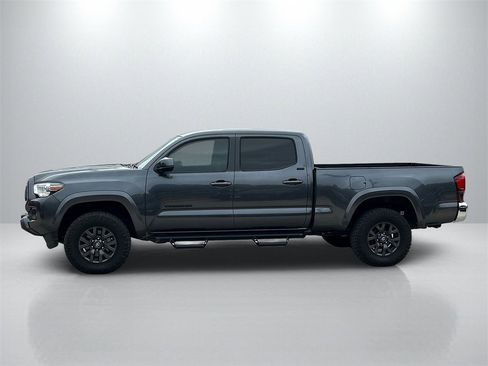 Used 2022 Toyota Tacoma SR5 image 8
