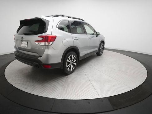 Used 2019 Subaru Forester Limited w/ Popular Package #3 image 33