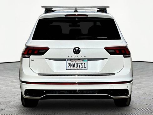 Used 2024 Volkswagen Tiguan SE R-Line FWD image 5