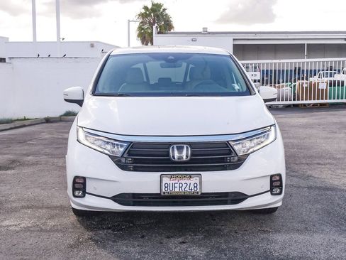 Used 2021 Honda Odyssey Touring image 2