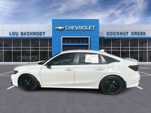 Used 2025 Honda Civic Sport image 5