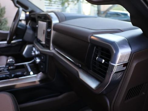 Used 2025 Ford F150 King Ranch AWD/4WD image 13