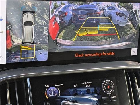 Used 2023 Lexus LX 600 4WD w/ Premium Package image 13