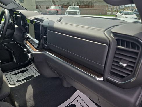 Used 2024 GMC Sierra 1500 Elevation AWD/4WD image 21