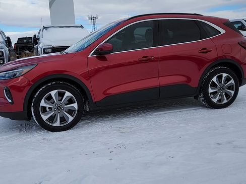 Certified 2023 Ford Escape Platinum w/ Premium Technology Package image 3