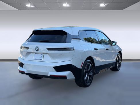 Certified 2024 BMW iX xDrive50 w/ Sport Package AWD/4WD image 9