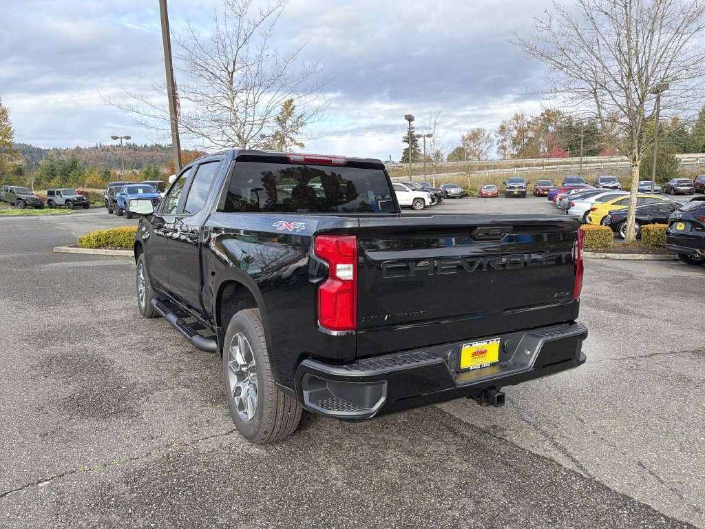 New 2026 Chevrolet Silverado 1500 RST w/ LPO, Dark Essentials Package AWD/4WD image 7