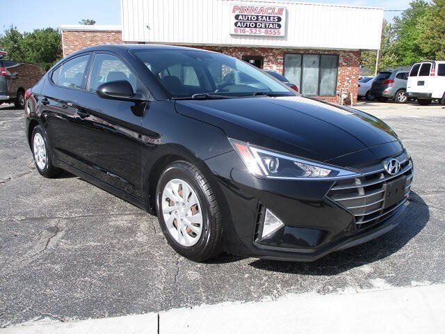 Used 2020 Hyundai Elantra SE FWD image 9