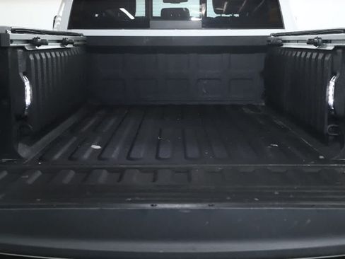Used 2018 RAM 2500 Power Wagon w/ Leather & Luxury Group AWD/4WD image 32