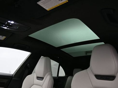 New 2025 Porsche Macan Turbo Electric image 13