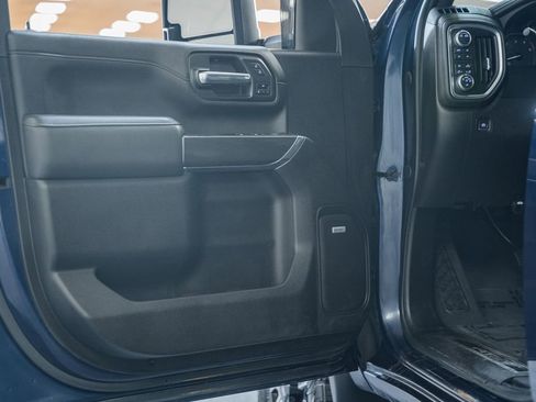 Used 2022 GMC Sierra 3500 AT4 w/ AT4 Preferred Package image 48